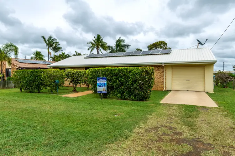 7 Burns St, Burnett Heads QLD 4670