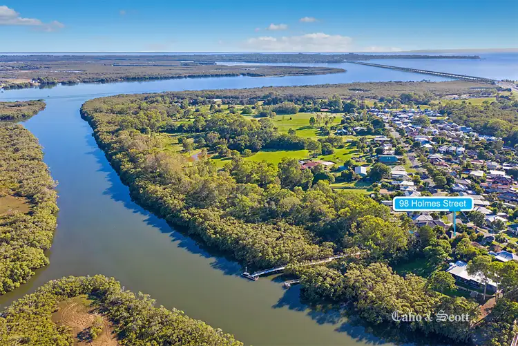 Second view of Homely house listing, 98 Holmes St, Brighton QLD 4017