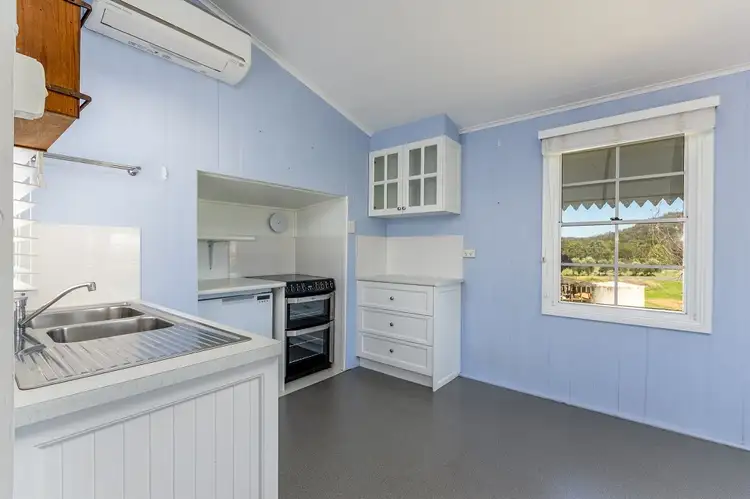Fifth view of Homely house listing, 2 Mount Stirling Rd, Glen Aplin QLD 4381
