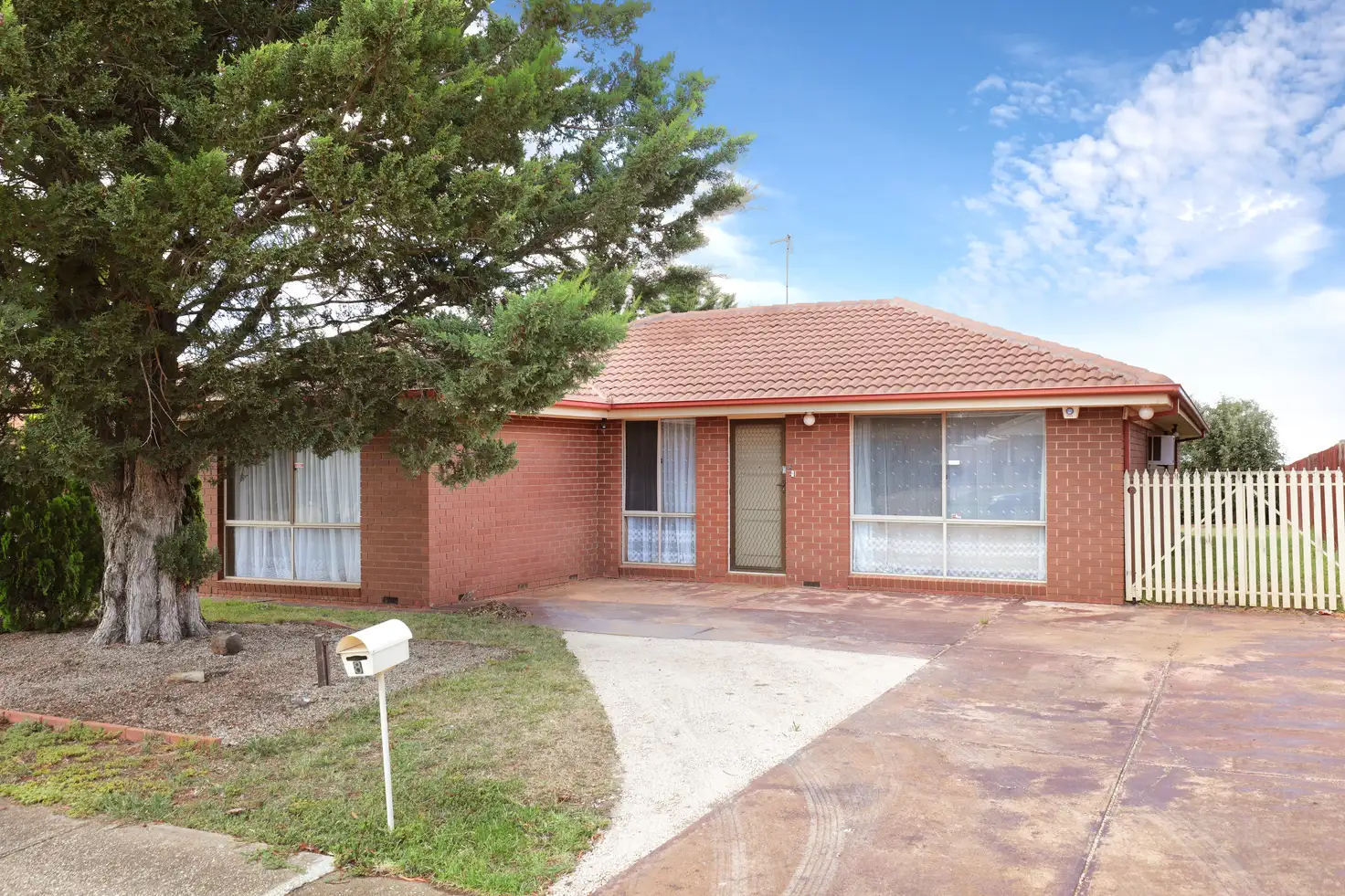 Main view of Homely house listing, 8 Numering Ct, Kurunjang VIC 3337