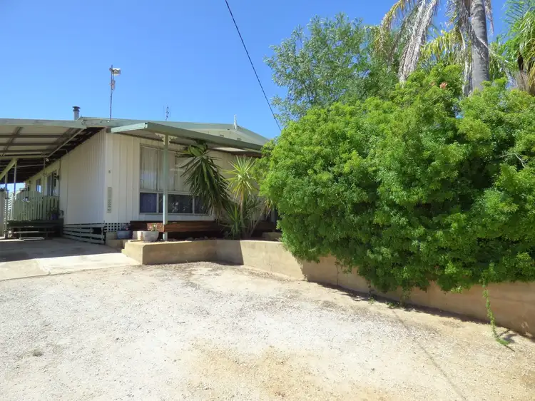 8 Henry St, Toodyay WA 6566