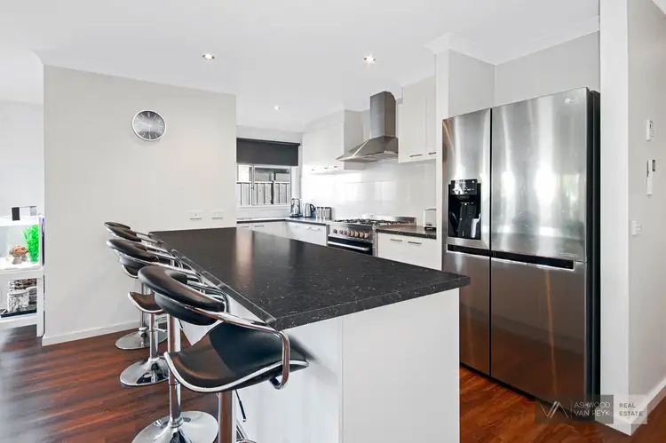 Fifth view of Homely house listing, 10 Cormorant Cl, Bairnsdale VIC 3875