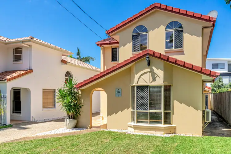 51 College St, Hamilton QLD 4007