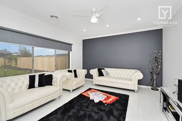 Second view of Homely house listing, 49 Wendouree Dr, Kialla VIC 3631