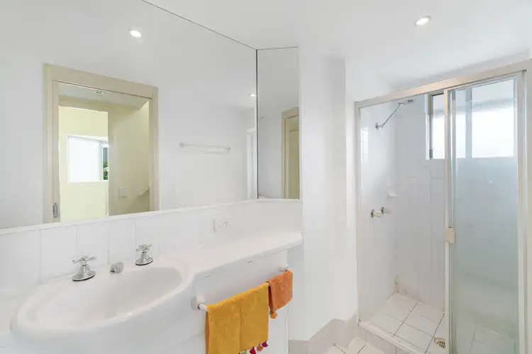 Seventh view of Homely unit listing, Unit 9/15 Clarence Rd, Indooroopilly QLD 4068
