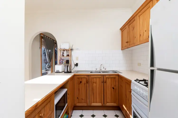 Sixth view of Homely house listing, 2/42 Gilbert Road, Mount Barker SA 5251