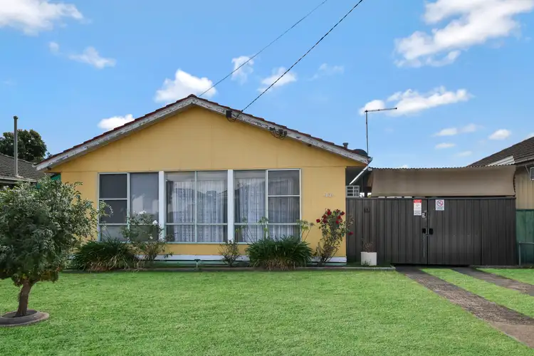 17 Warren St, Stawell VIC 3380