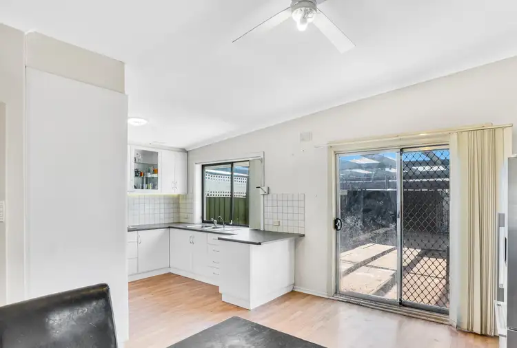 Fourth view of Homely house listing, 2 Wendy Ave, Valley View SA 5093