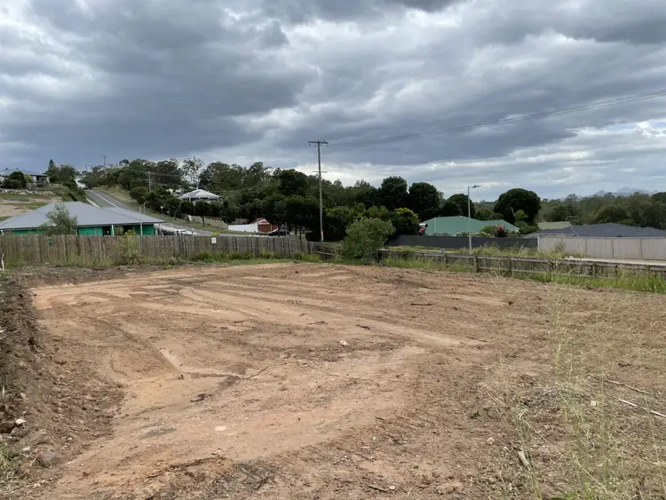 3 Stanley Ct, Brassall QLD 4305