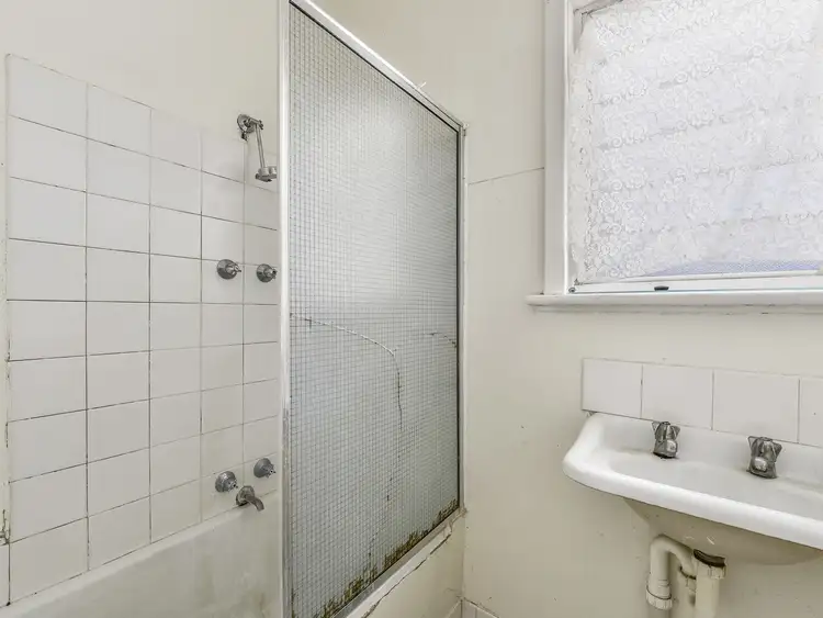 Sixth view of Homely house listing, 17 John St, Penola SA 5277