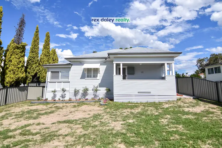 127 Brae Street, Inverell NSW 2360