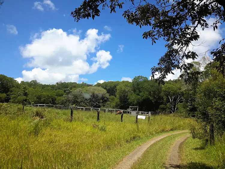 1115 East Evelyn Rd, Evelyn QLD 4888