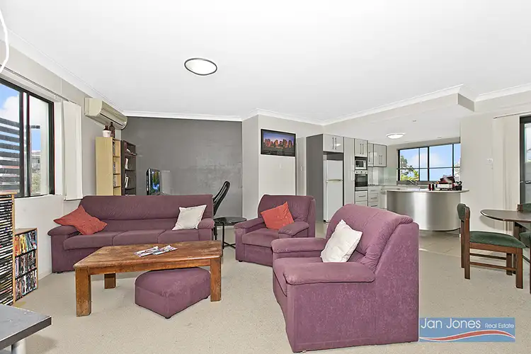 Fourth view of Homely unit listing, 3/11 Dix Street, Redcliffe QLD 4020
