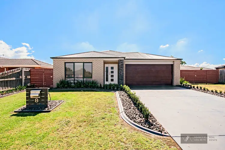 8 Selwyn Ct, Eastwood VIC 3875
