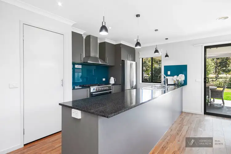Fourth view of Homely house listing, 8 Selwyn Ct, Eastwood VIC 3875