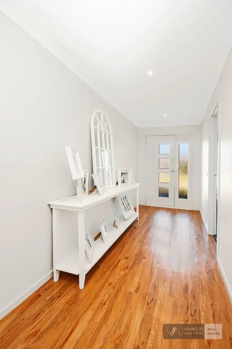 Sixth view of Homely house listing, 8 Selwyn Ct, Eastwood VIC 3875