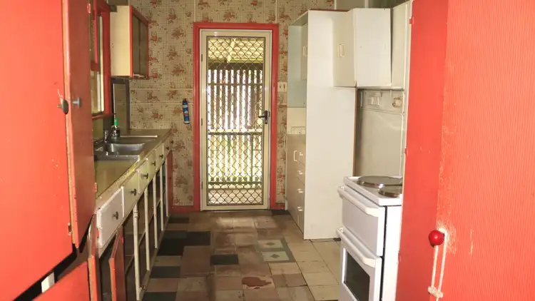 Sixth view of Homely house listing, 146 Elizabeth Ave, Clontarf QLD 4019