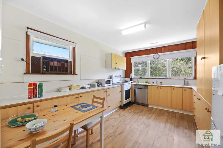 Fourth view of Homely house listing, 6 Graeme St, Moe VIC 3825