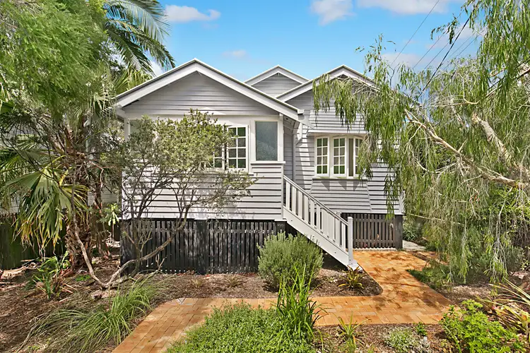55 Park Rd W, Dutton Park QLD 4102