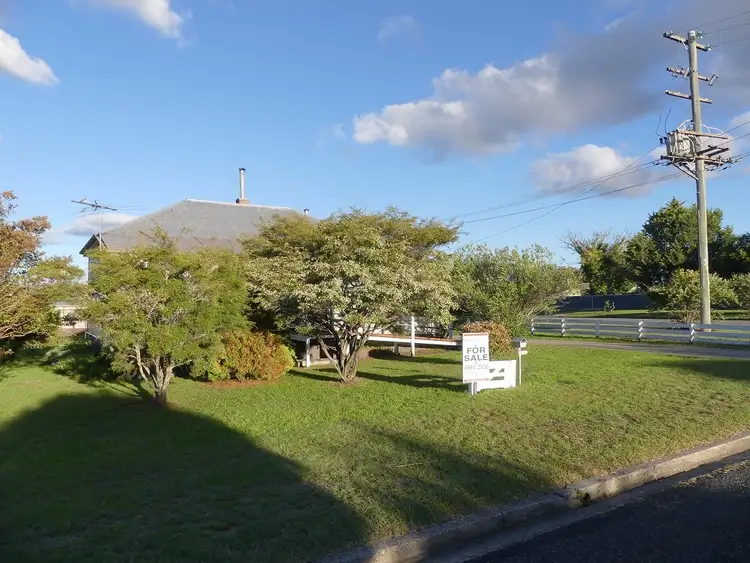 Third view of Homely house listing, 9 Mcgregor Tce, Stanthorpe QLD 4380