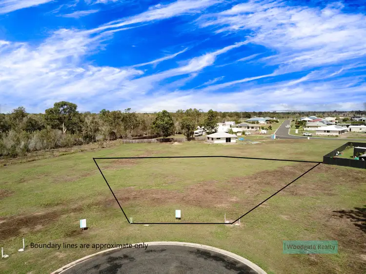 4 Lagoon Ct, Woodgate QLD 4660
