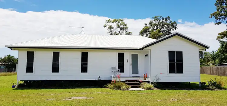 6 Mcandrew Dr, Cardwell QLD 4849