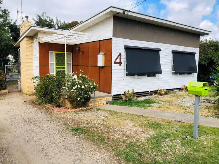 4 Jobs Gully Rd, California Gully VIC 3556