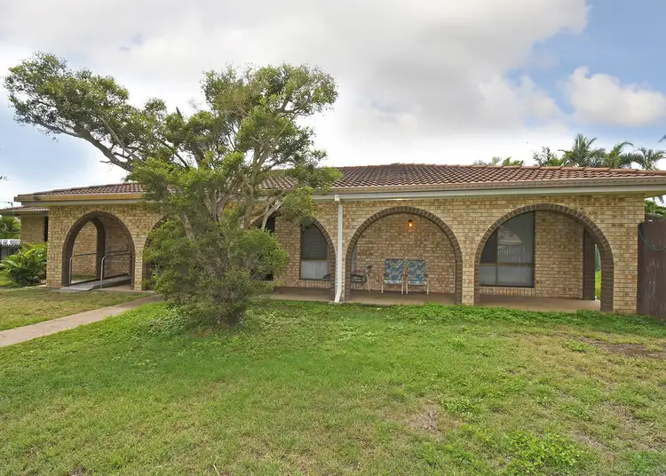 29 Warrego Dr, Point Vernon QLD 4655