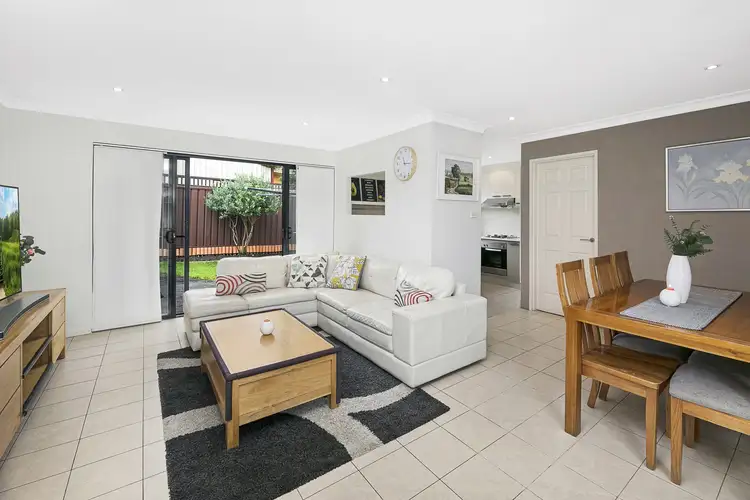 4/10-12 Highland Ave, Roselands NSW 2196