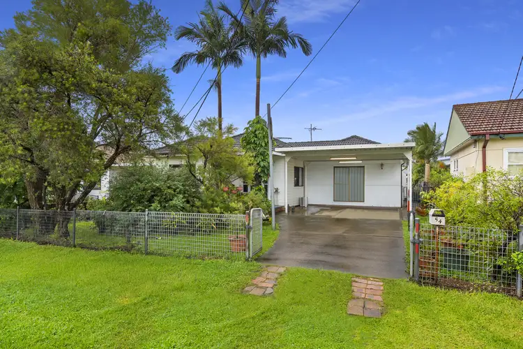 54 Edna Ave, Merrylands NSW 2160