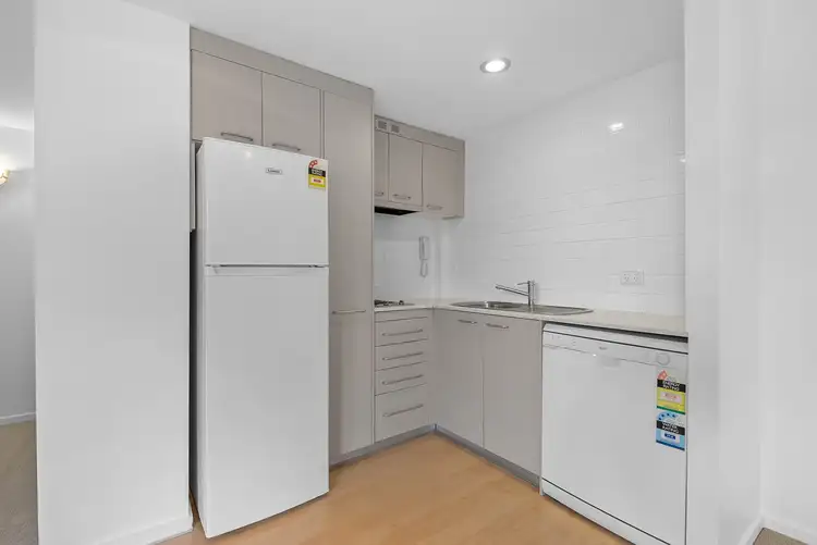 Second view of Homely apartment listing, 7/41 Fortescue St, Spring Hill QLD 4000