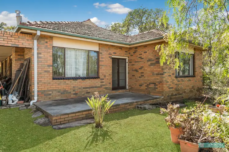 78 Main St, Sebastian VIC 3556