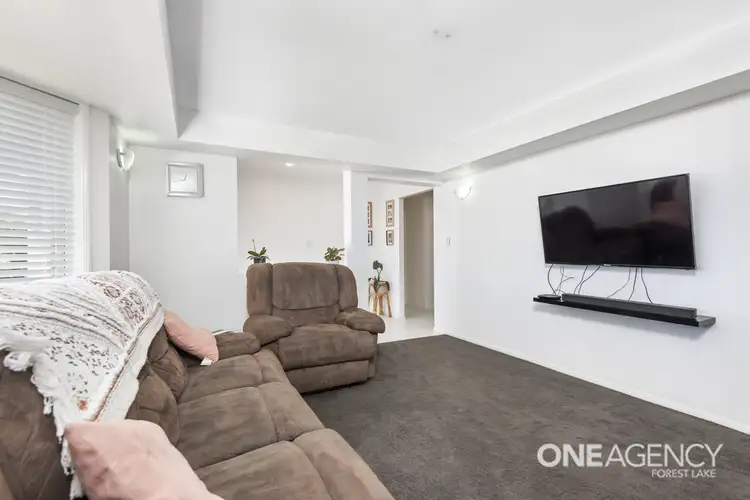 Third view of Homely house listing, 19 Leonie Pl, Doolandella QLD 4077