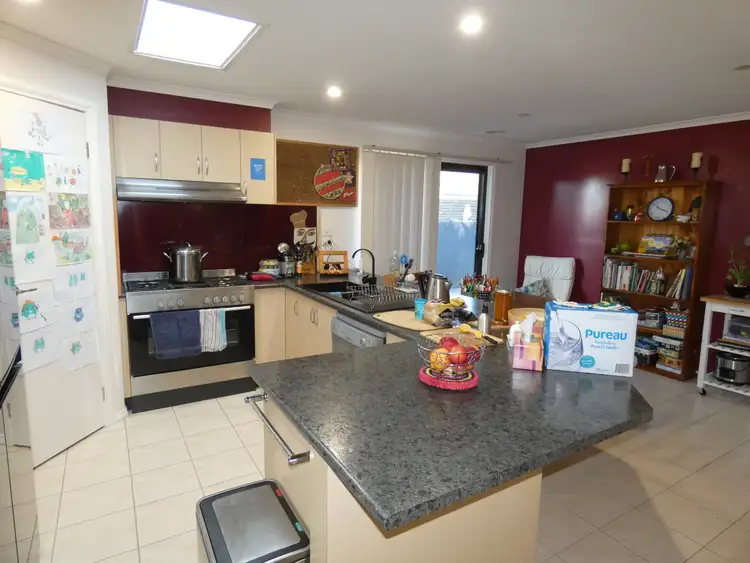 Third view of Homely house listing, 8 Barton Pl, Eastwood VIC 3875