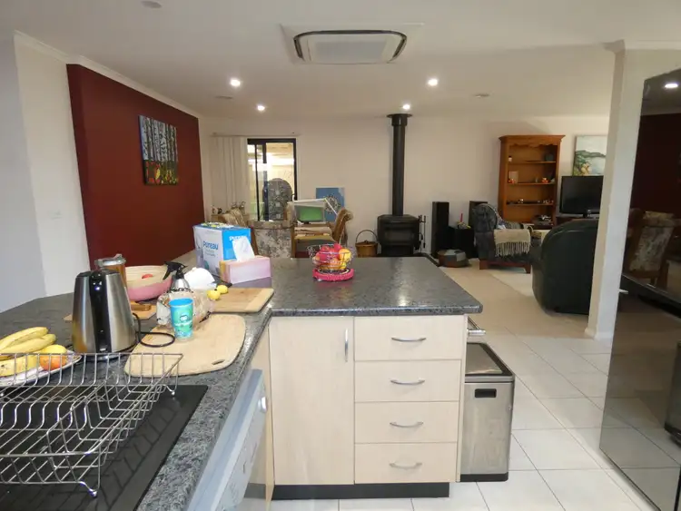 Fourth view of Homely house listing, 8 Barton Pl, Eastwood VIC 3875