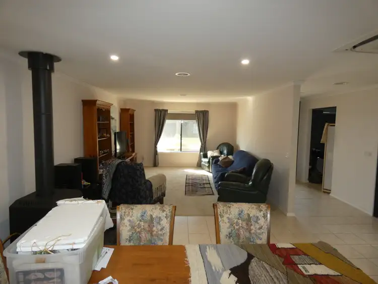 Seventh view of Homely house listing, 8 Barton Pl, Eastwood VIC 3875