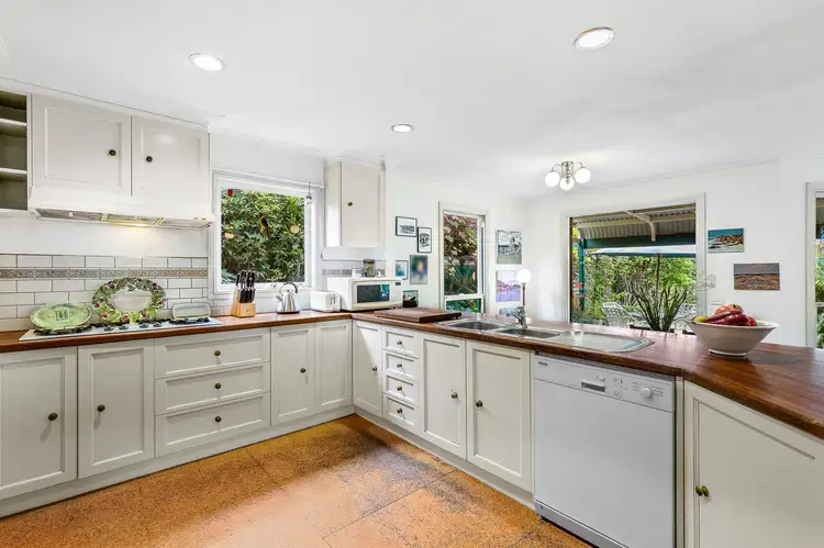 Fifth view of Homely house listing, 8 Milton St, Carnegie VIC 3163