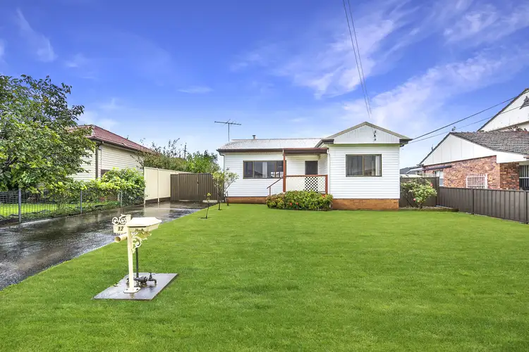 12 Kennedy St, Guildford NSW 2161