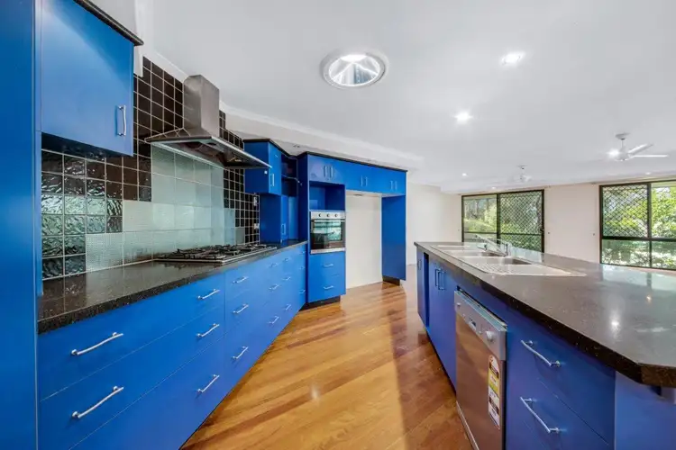 7 Aiken Cl, South Gladstone QLD 4680