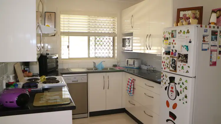 Sixth view of Homely unit listing, Unit 1/25 Mcaneny St, Redcliffe QLD 4020