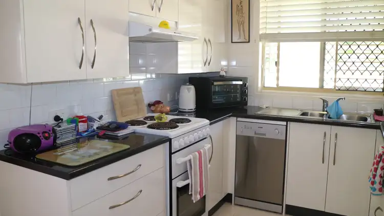 Seventh view of Homely unit listing, Unit 1/25 Mcaneny St, Redcliffe QLD 4020