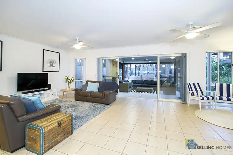 Fourth view of Homely house listing, 9 Fairway Ct, Mount Ommaney QLD 4074