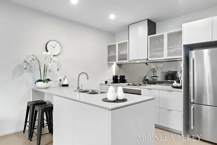 Fifth view of Homely house listing, 15 Landsby Drive, Avondale Heights VIC 3034