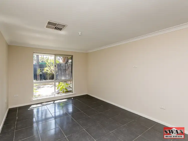 Fourth view of Homely house listing, 8 Woodbridge Cl, Swan View WA 6056