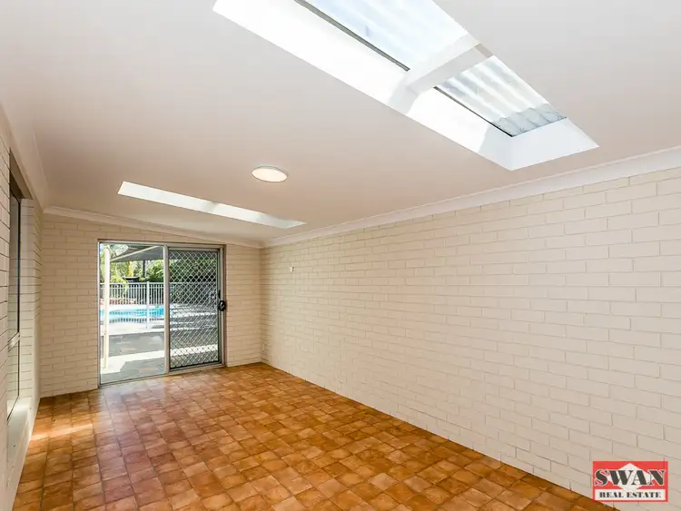 Seventh view of Homely house listing, 8 Woodbridge Cl, Swan View WA 6056