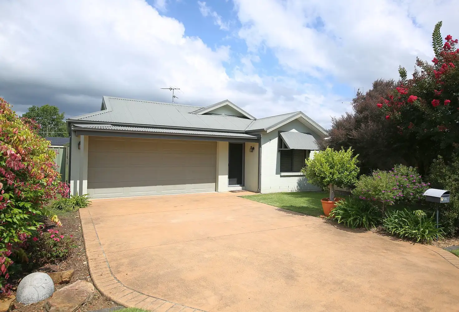 Main view of Homely house listing, 7 Antill St, Thirlmere NSW 2572