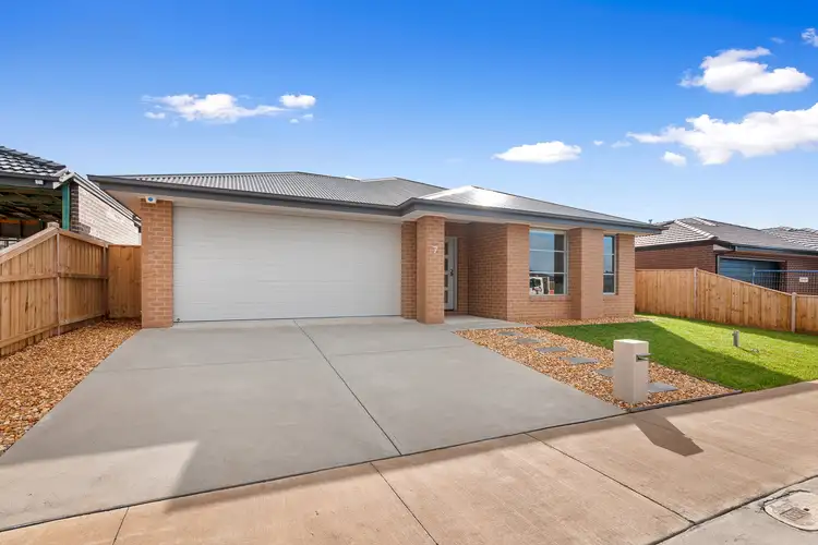 Second view of Homely house listing, 7 Carisbrooke Dr, Warragul VIC 3820