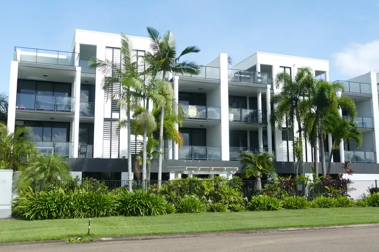 Unit 15/10-14 Poinciana Blvd, Cardwell QLD 4849