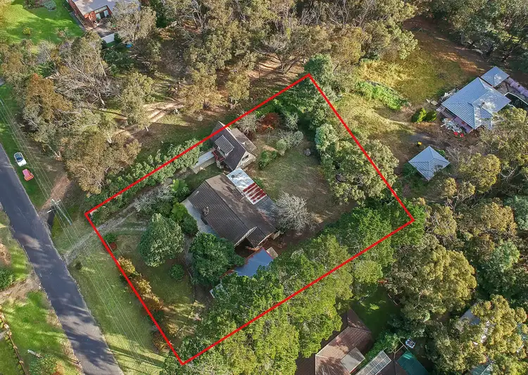 57 Genevieve Rd, Bullaburra NSW 2784