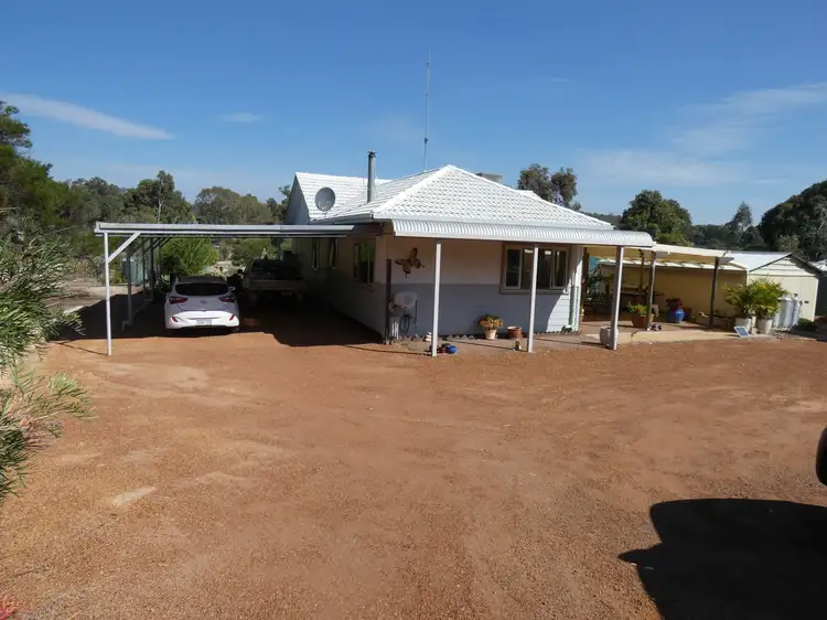 255 Harvester Dr, Toodyay WA 6566